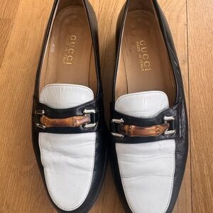 Gucci Two-Tone Leather Loafers with Bamboo Accent
